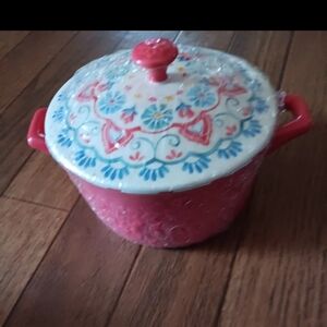 NEW PIONEER WOMAN MAZIE MINI CASSEROLE STONEWARE DISH. 14.4 OZ.